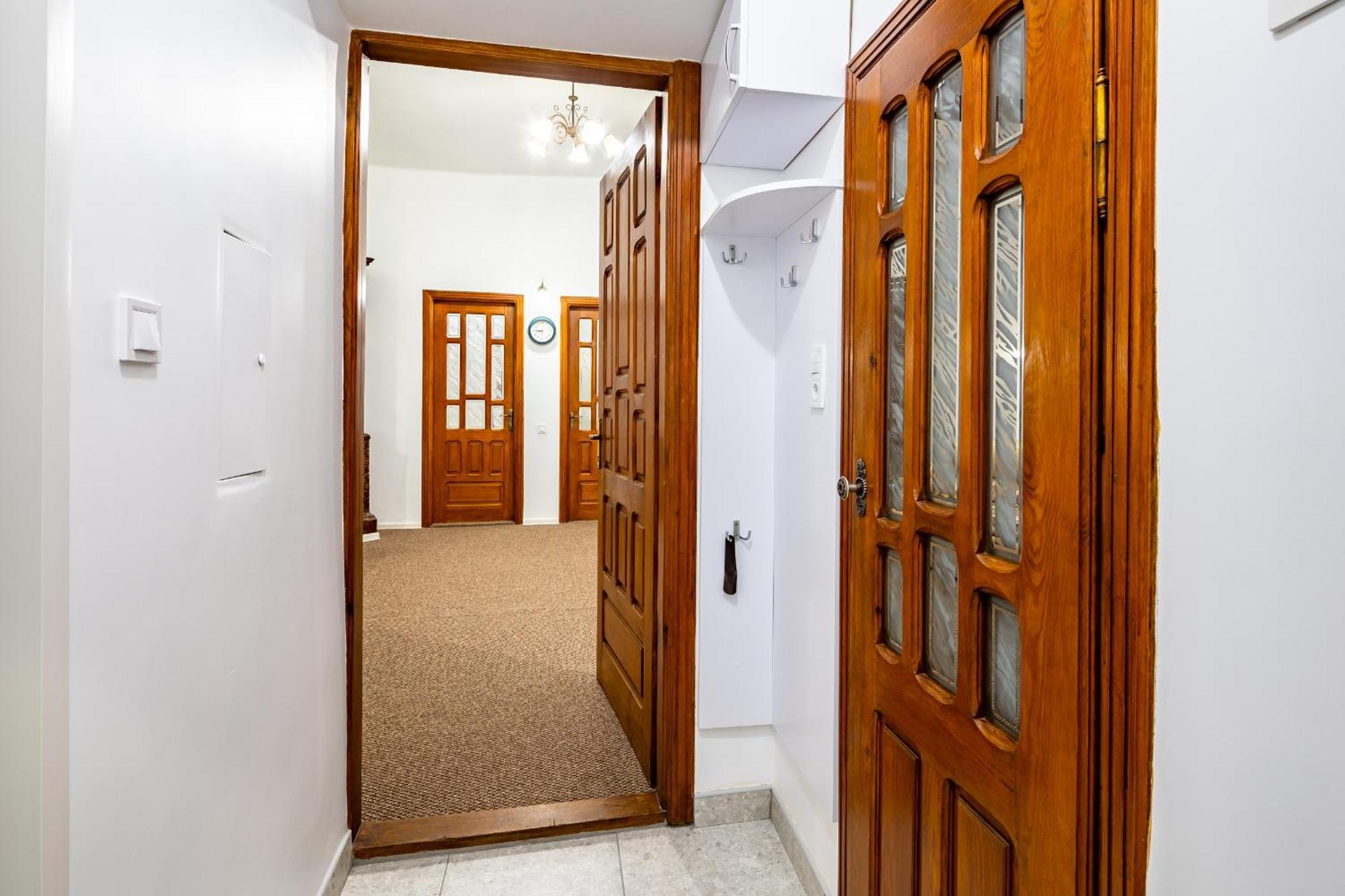 Designer Apartment! The Center! Валова 29 Львов Экстерьер фото
