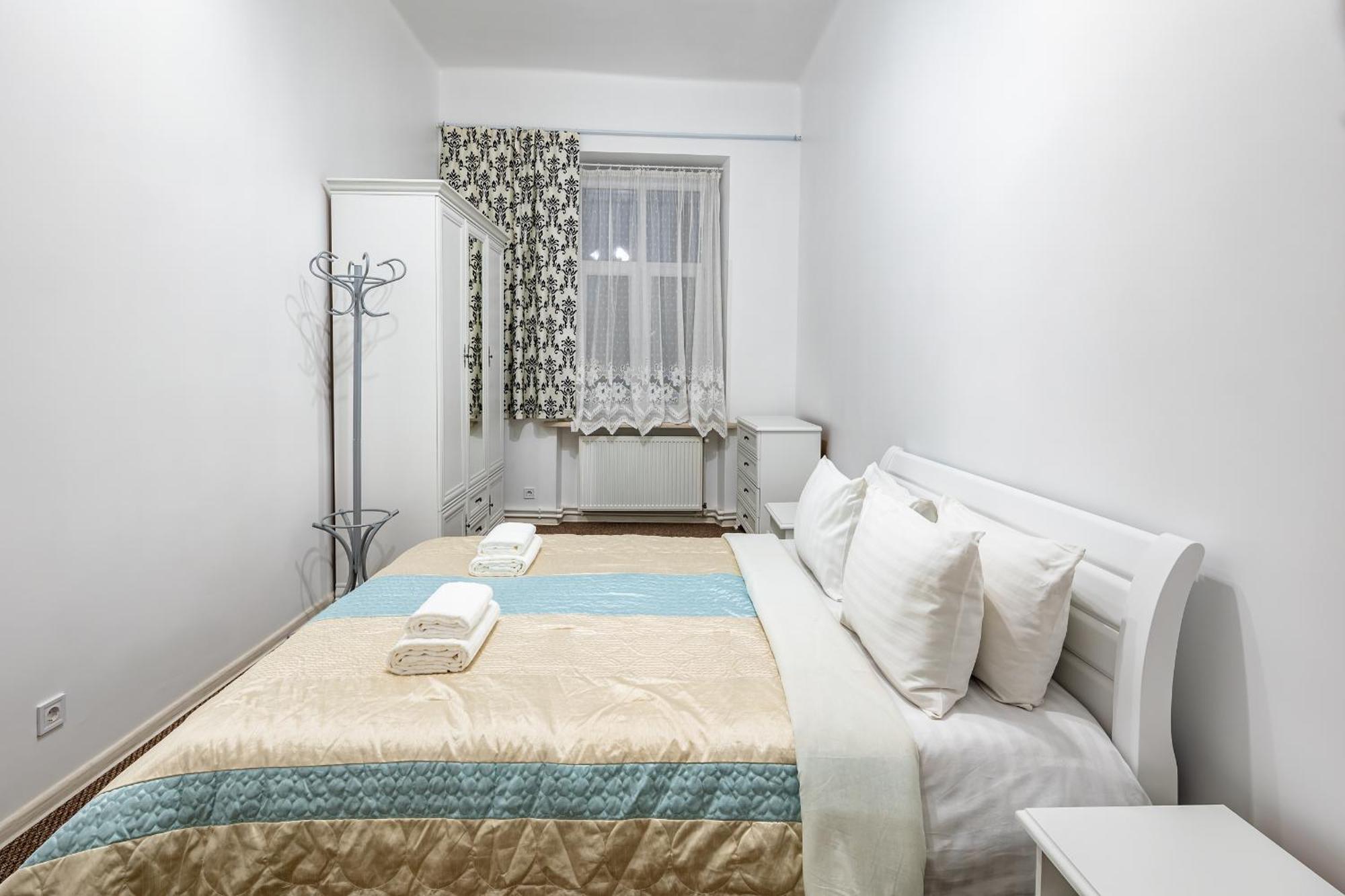 Designer Apartment! The Center! Валова 29 Львов Экстерьер фото