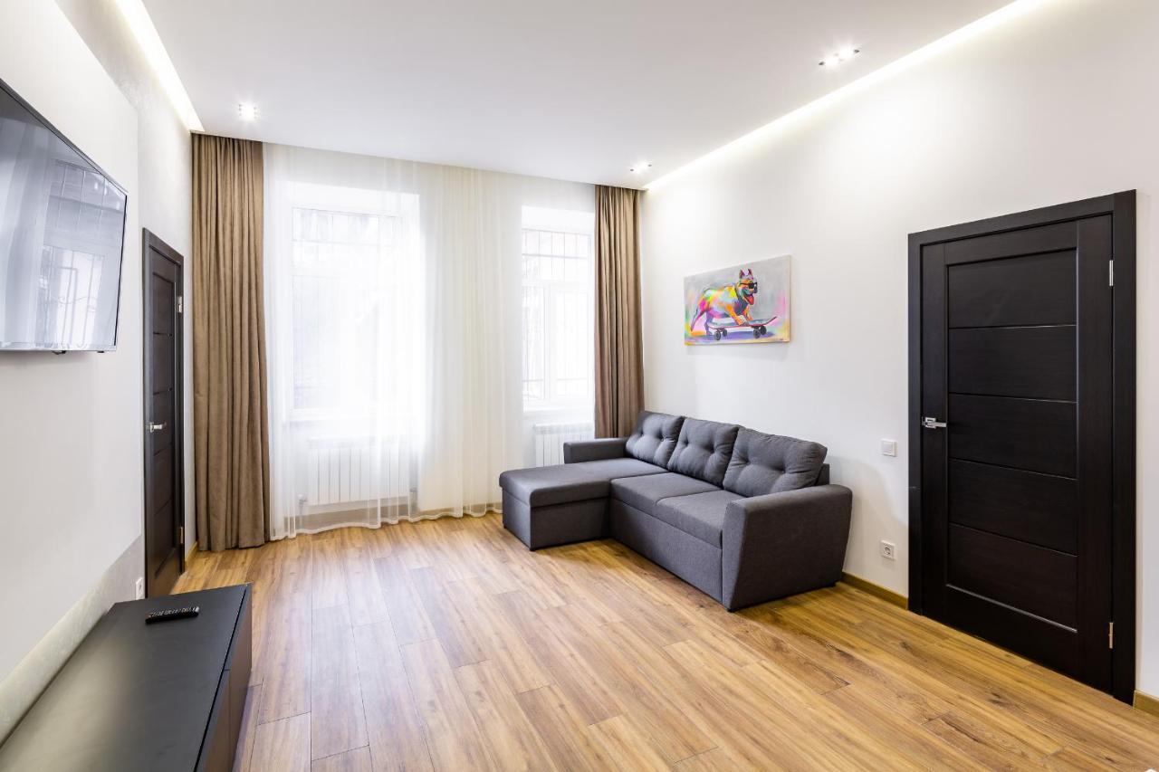 Designer Apartment! The Center! Валова 29 Львов Экстерьер фото